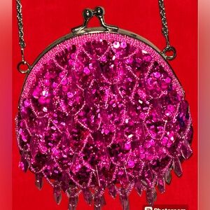 La Regale Bright Pink Beaded Evening Bag